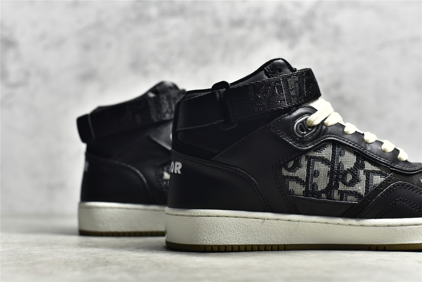 Dior B27 Sneakers High-Top Black