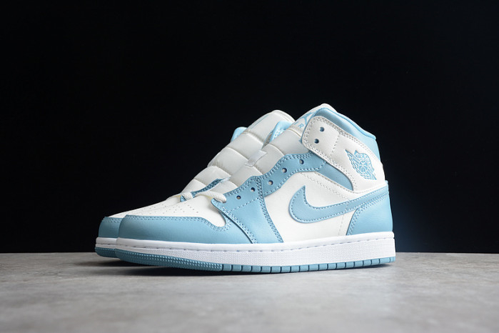 Air Jordan 1 Mid UNC BQ6472-141