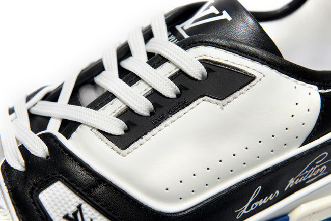 Louis Vuitton Sneakers