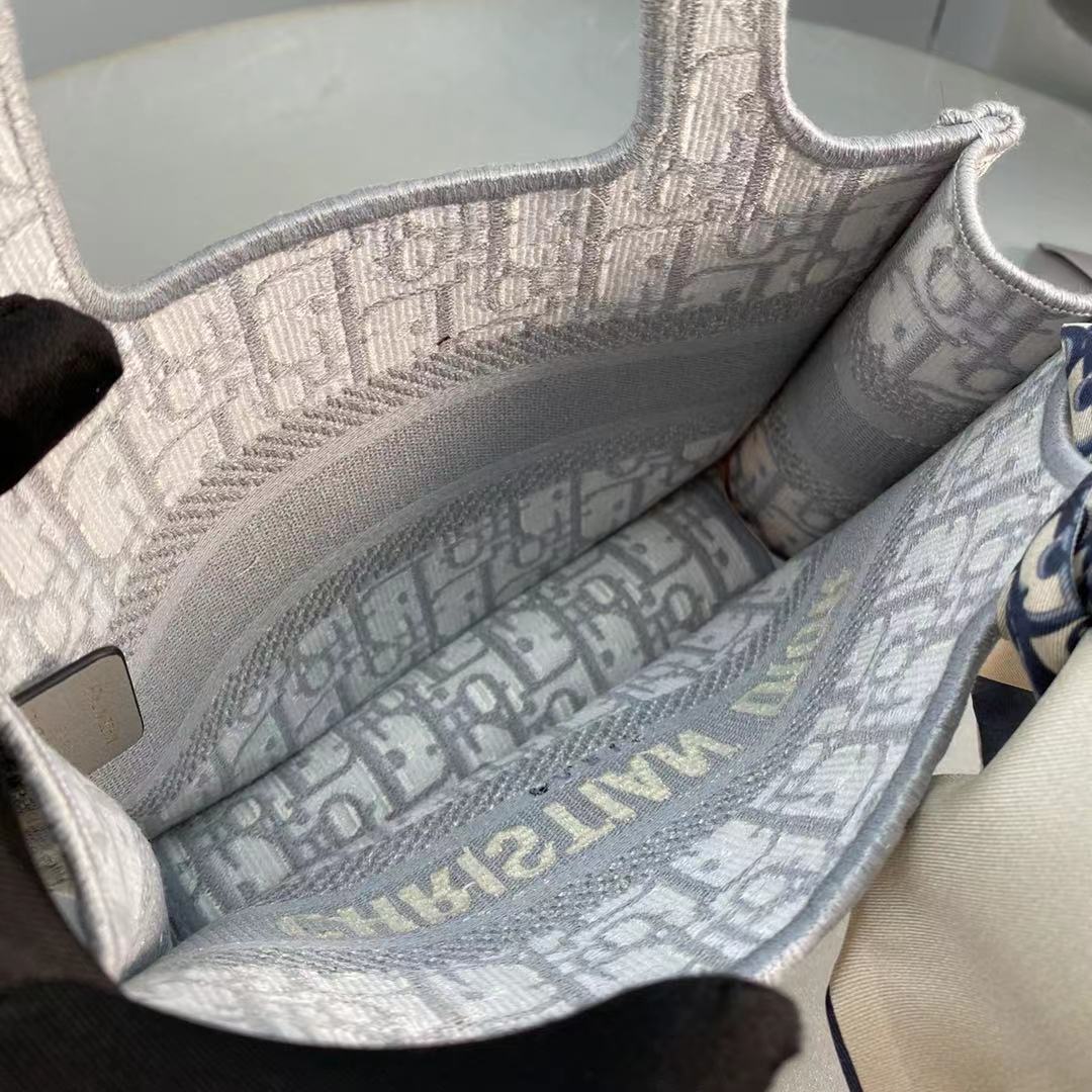 Dior Book Tote Small Gray Dior Oblique Embroidery M1286ZRIW_M932