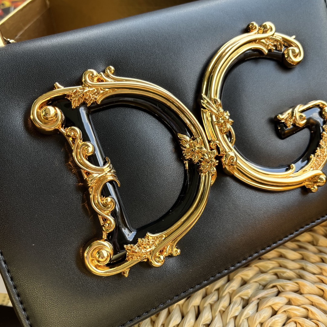 Dolce&Gabbana Small leather shoulder bag