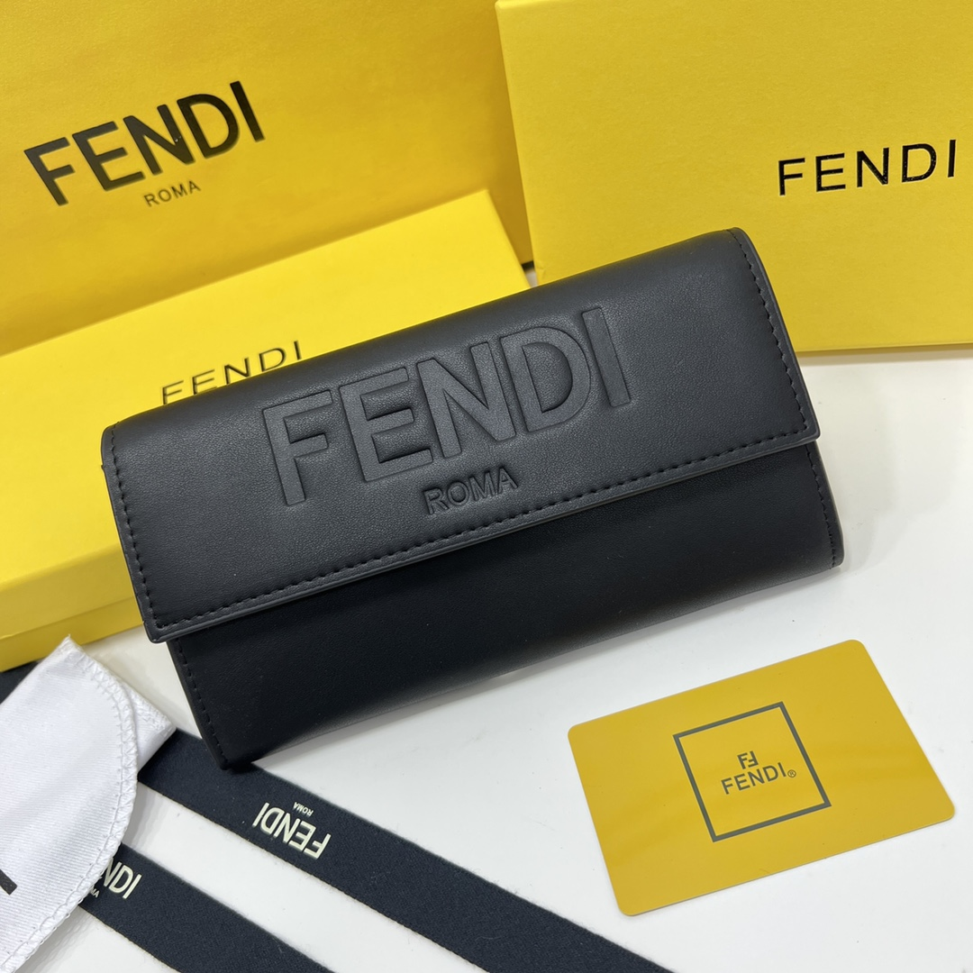 FENDI Leather Wallet