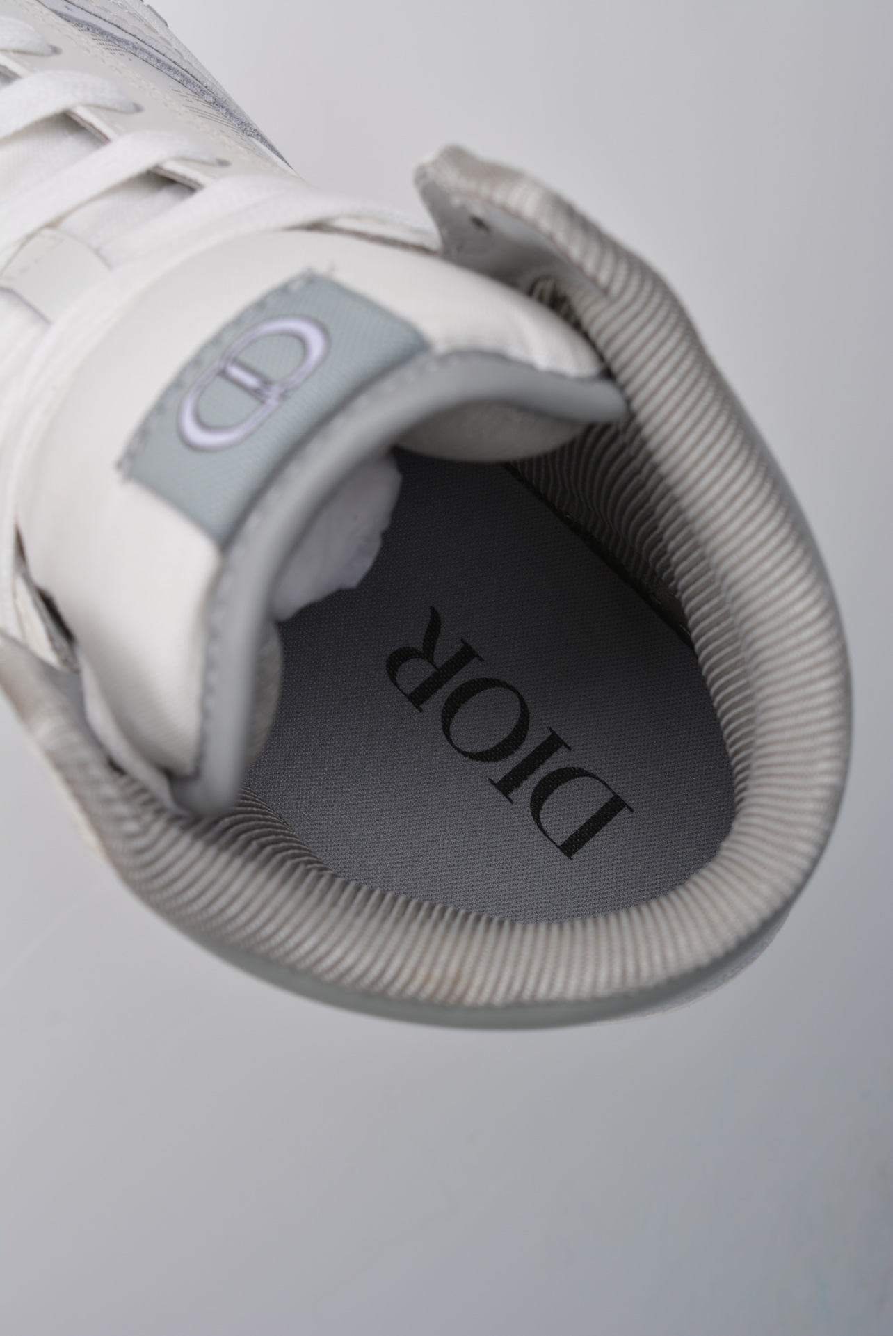 Dior B27 Sneakers High-Top White Gray