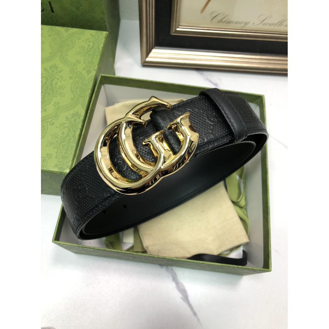 Gucci Embossed Lined Cowhide 35MM