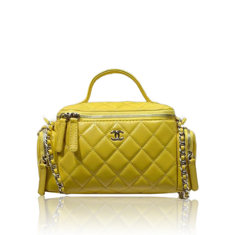 Chanel Cosmetic bag Shiny wrinkled leather