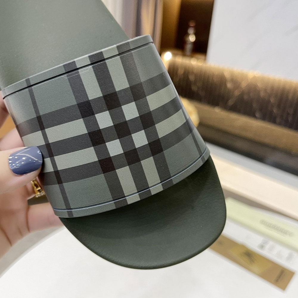 Burberry Check Printing Leisure And Comfort Shoes Sandal