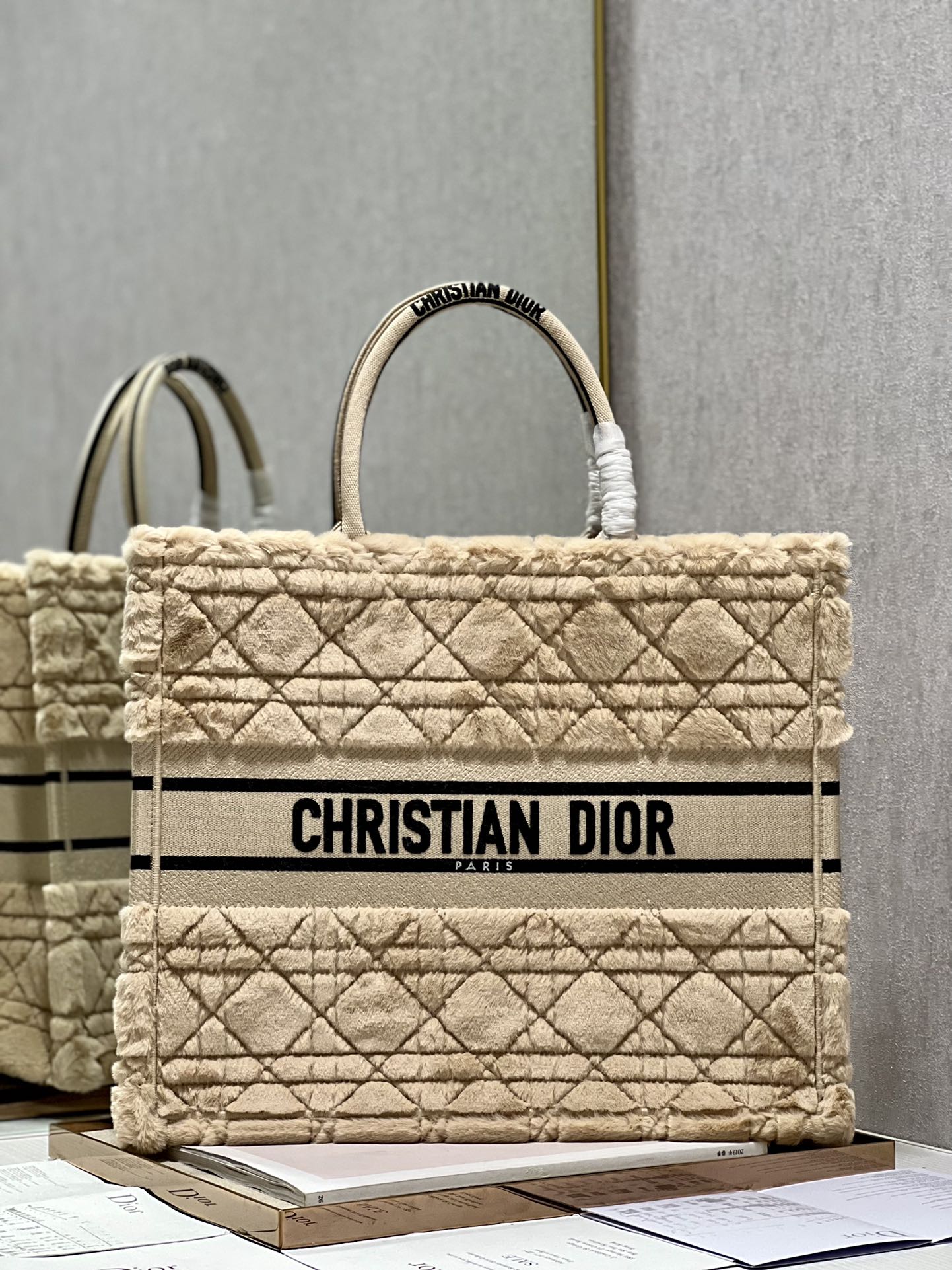 Dior Book Tote Large Beige Cannage Shearling M1286ZMBU_M918