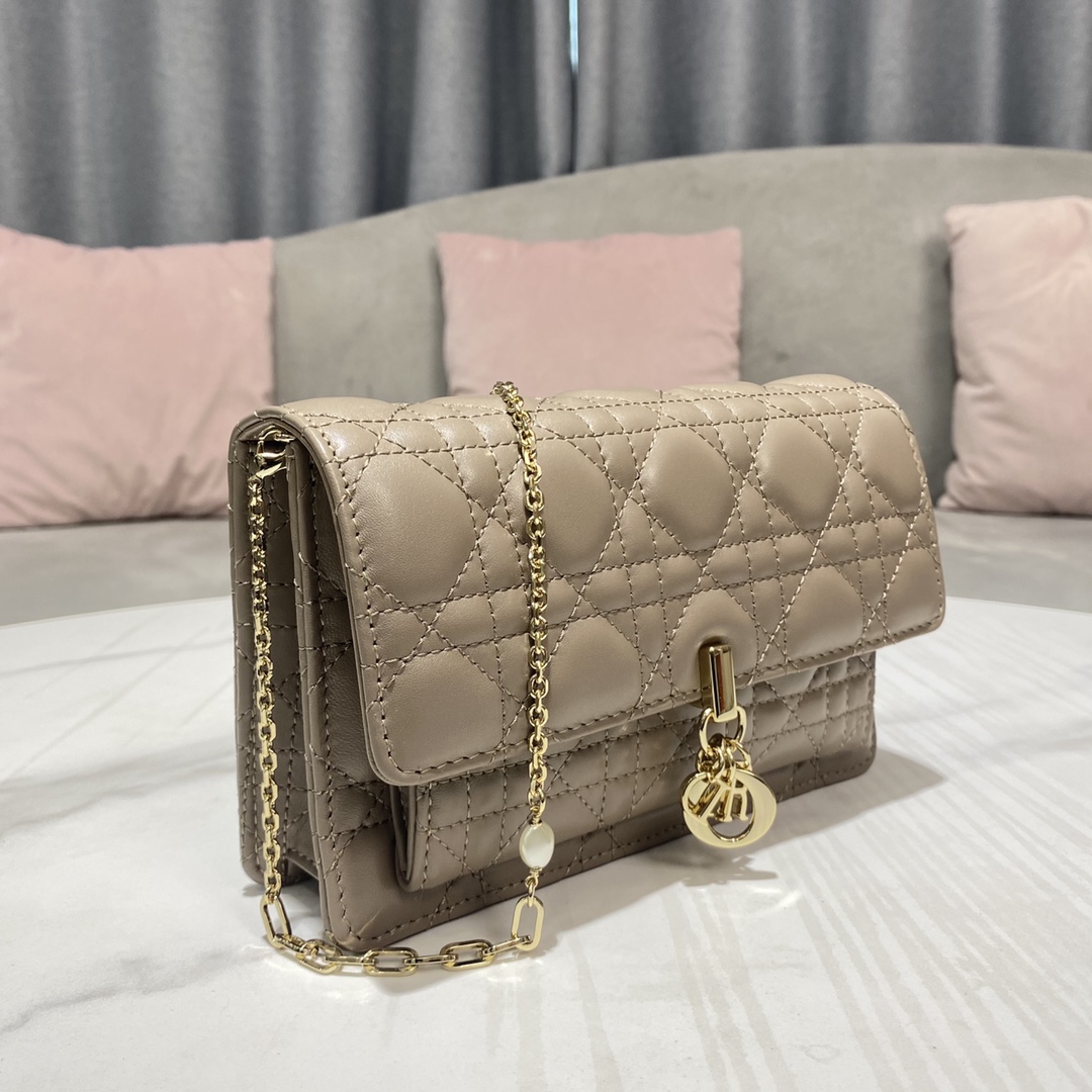 Perfect Replica Dior Lady Dior Chain Pouch
