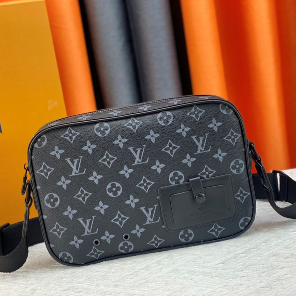 Louis Vuitton LV Alpha Messenger Bag