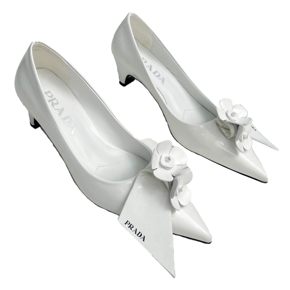 Prada  Leather Simple And Fashionable  Sandals Slide