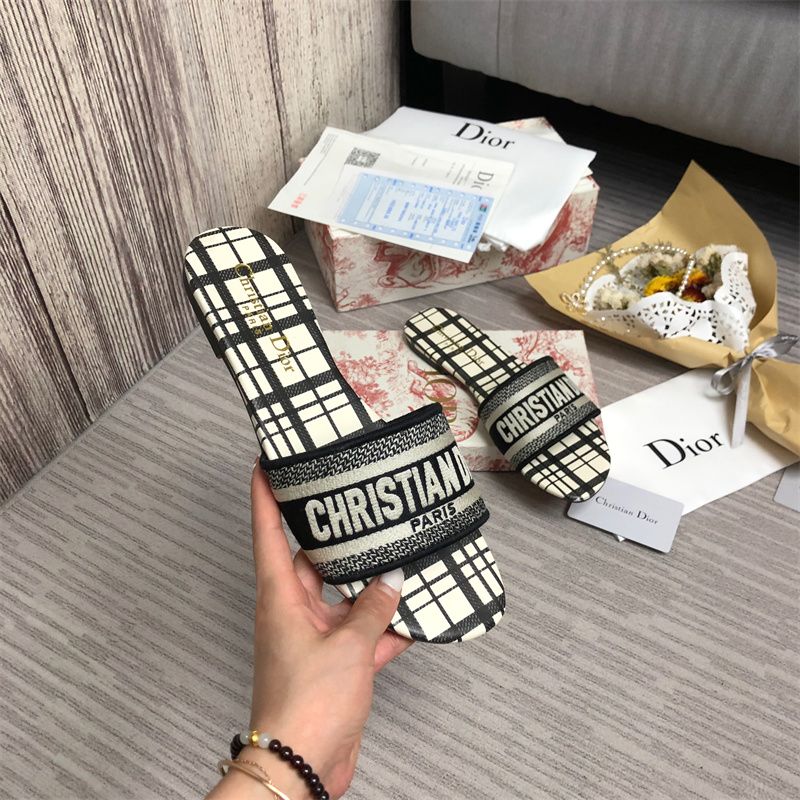 Dior DWAY Slide Slipper Sandals