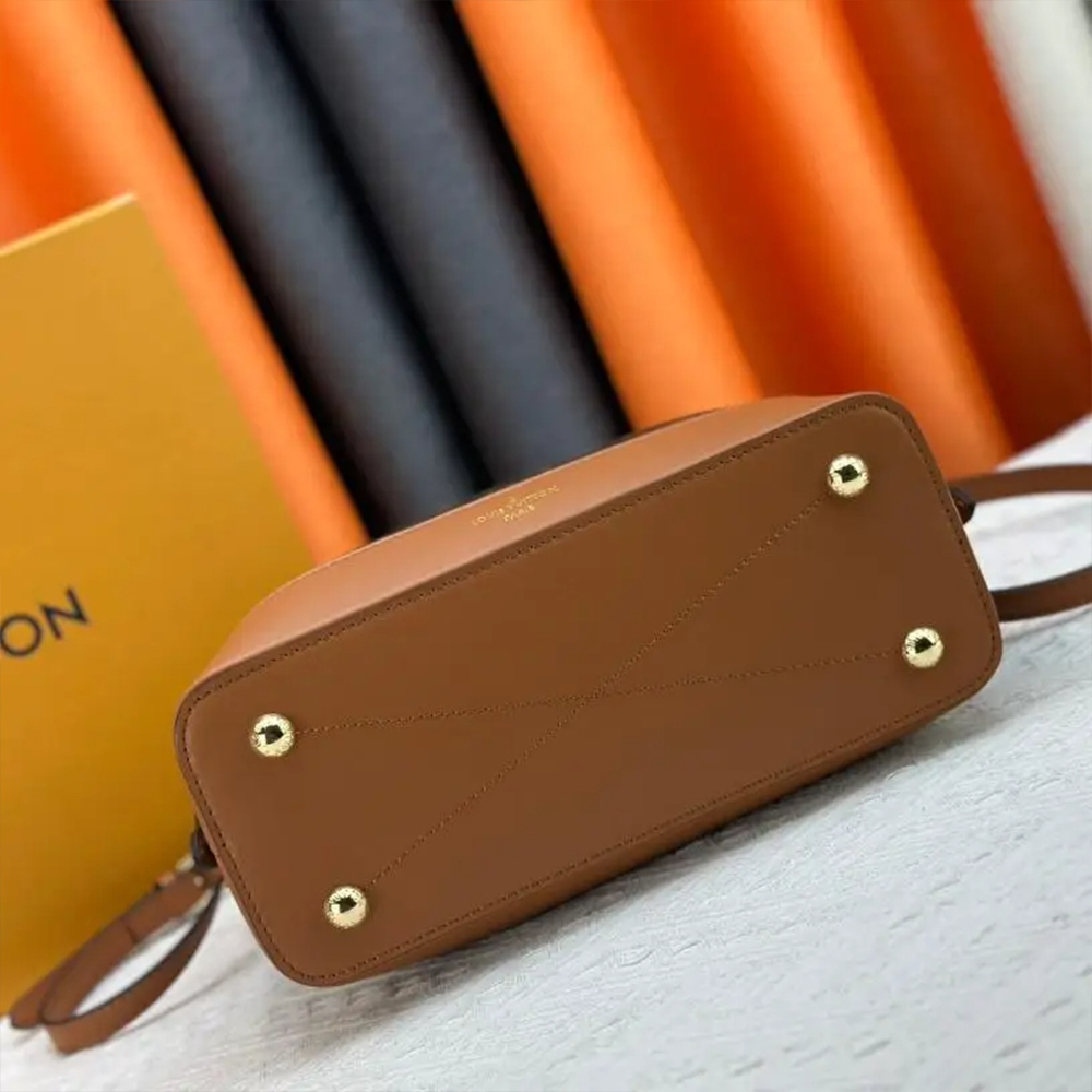 Louis Vuitton LV Tote Shoulder Bag M68169