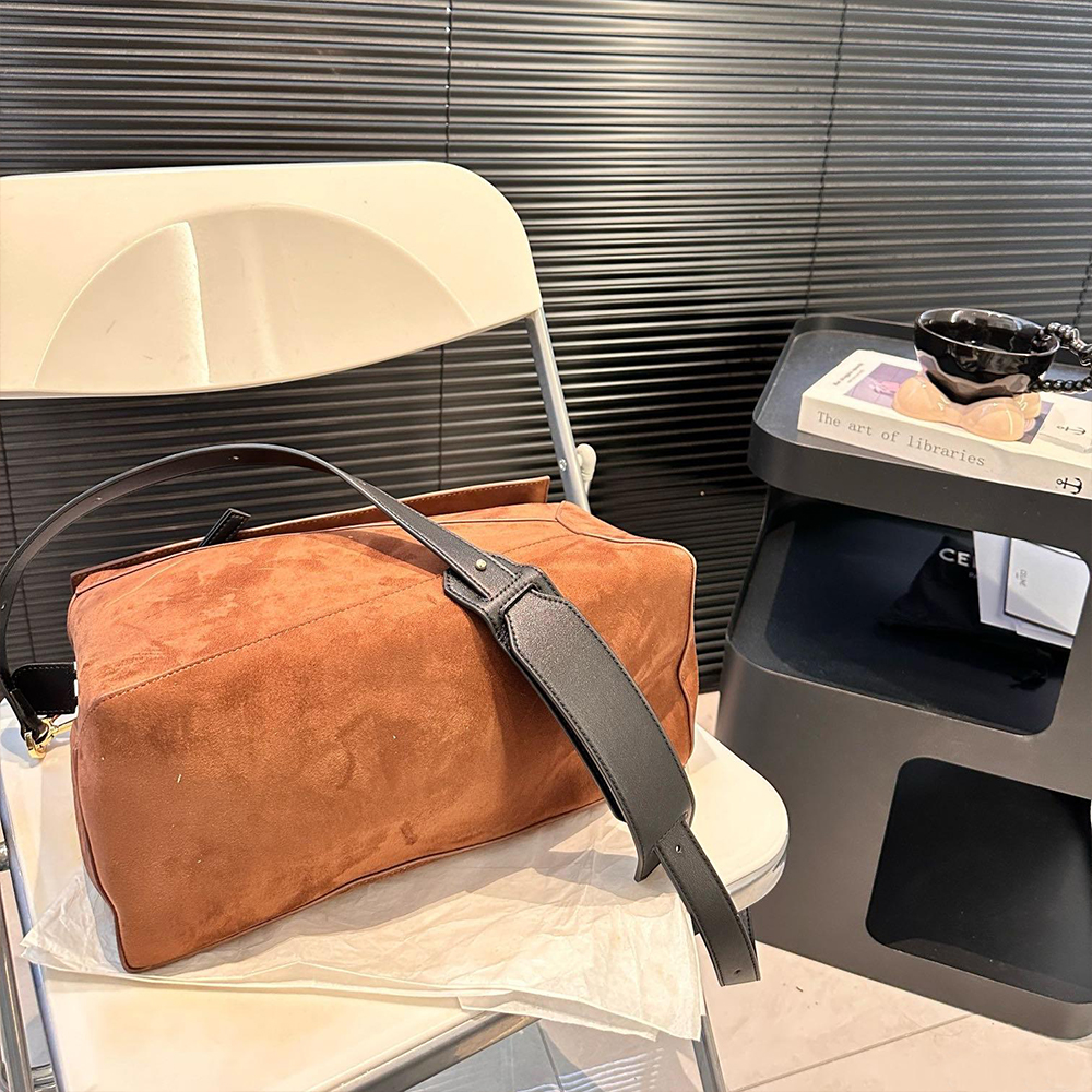 LOEWE Suede Puzzle Bag