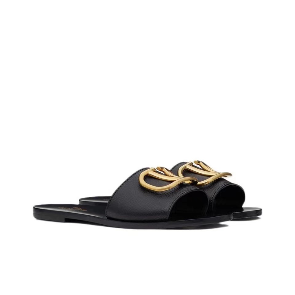Valentino Leather Casual Fashion Flip-Flops Slide Sandal
