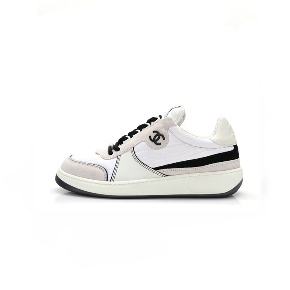 CHANEL Calfskin Suede Crystal Womens CC Sneakers
