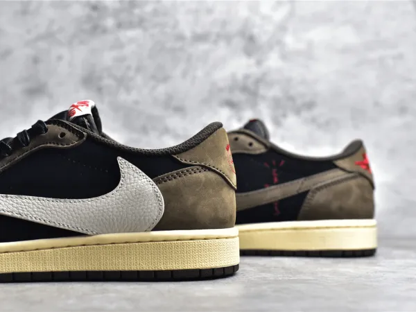 Travis Scott x Air Jordan 1 Low OG TS SP