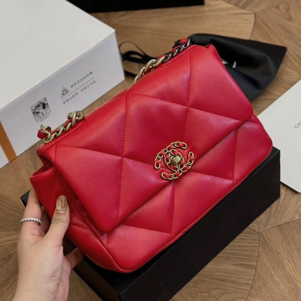 CHANEL 19 Flap Bag Small&Medium Chain Strap Shoulder Bag