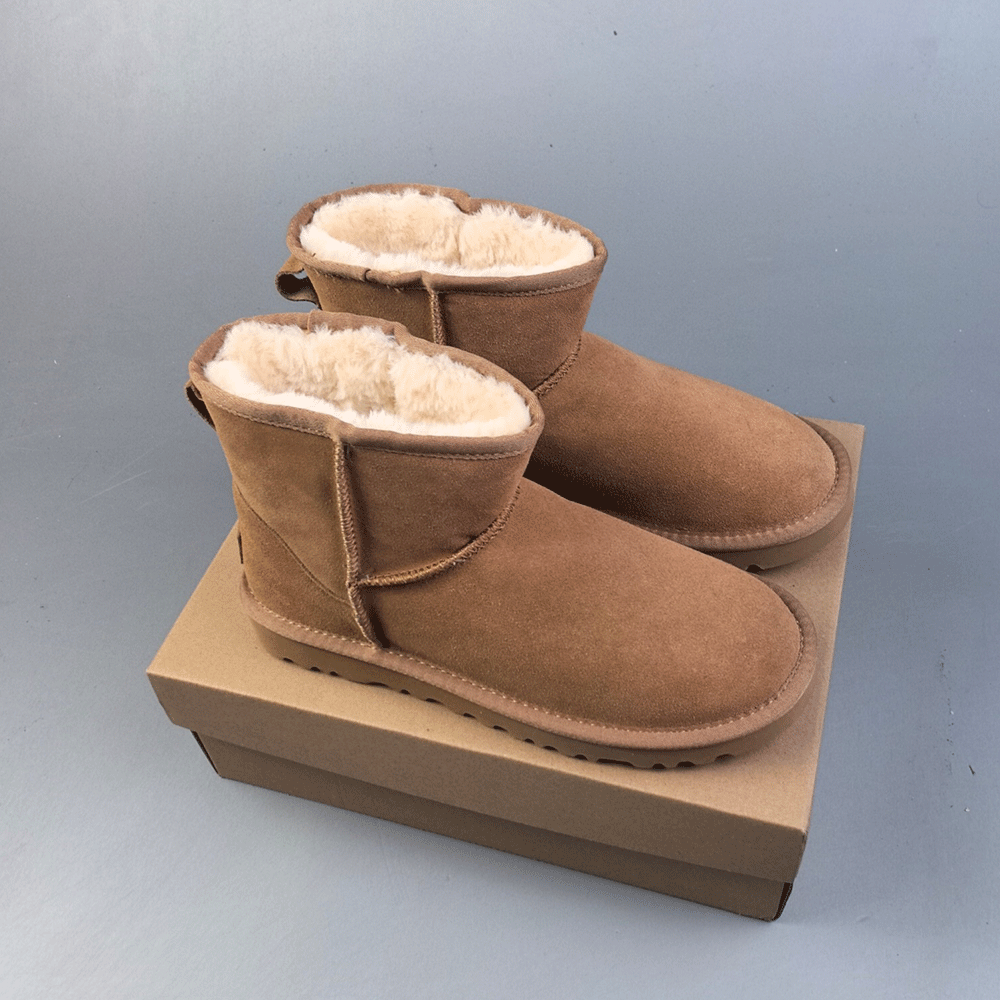 UGG Women's Classic Mini II Boot