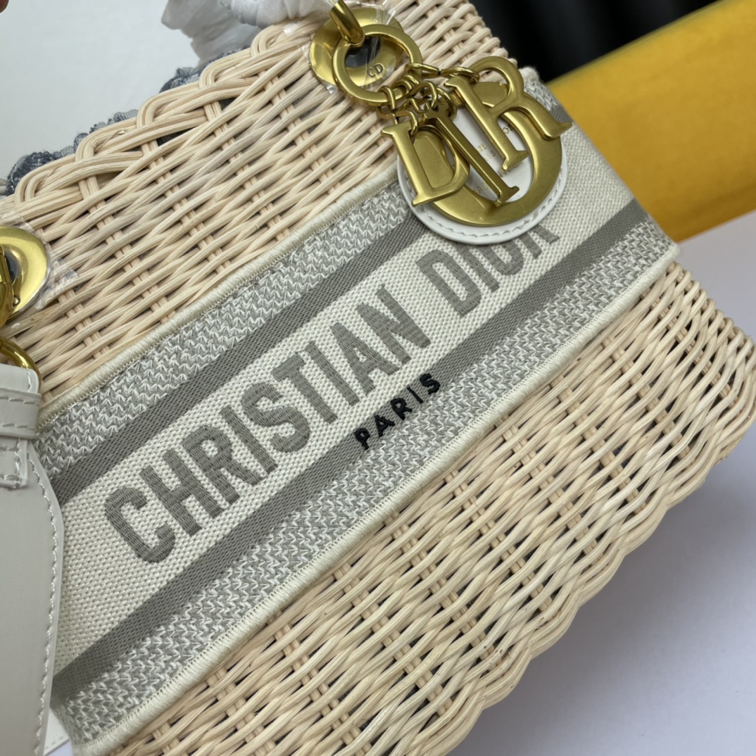 Dior The LADY D-LITE Bag