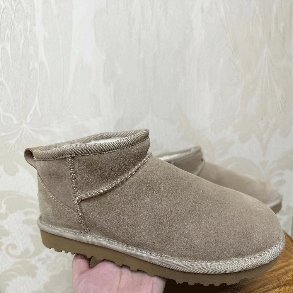 UGG Women's Classic Ultra Mini Boot