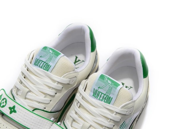 Louis Vuitton Sneakers