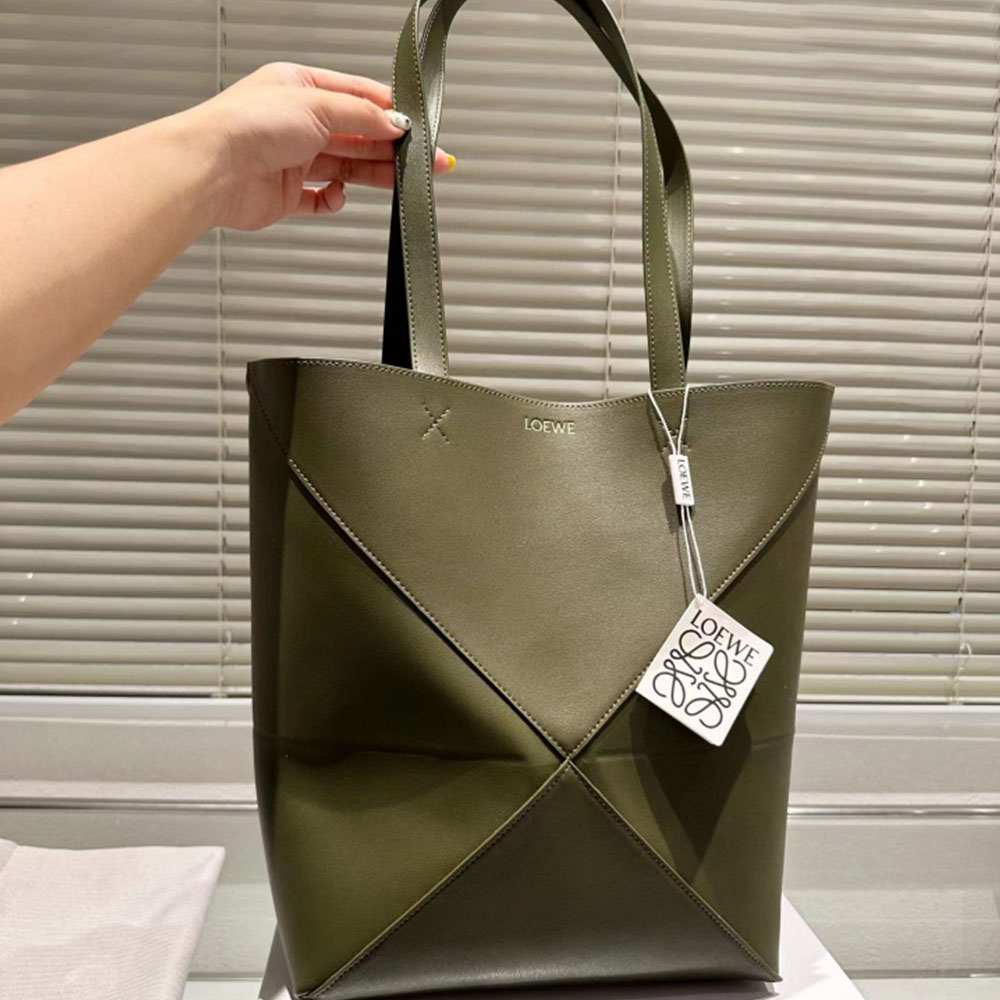 Loewe Puzzle Fold Tote Calfskin
