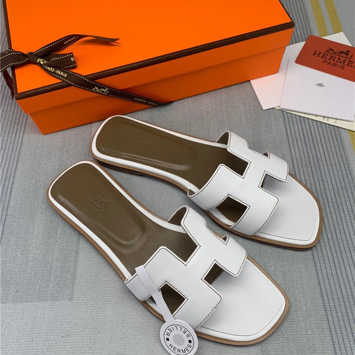 Hermes Oran sandal