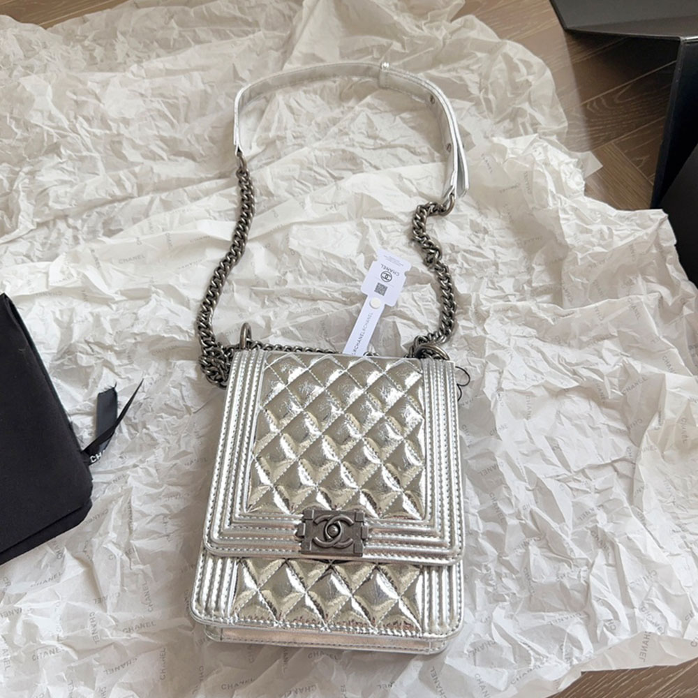Chanel Leboy Phone Bag