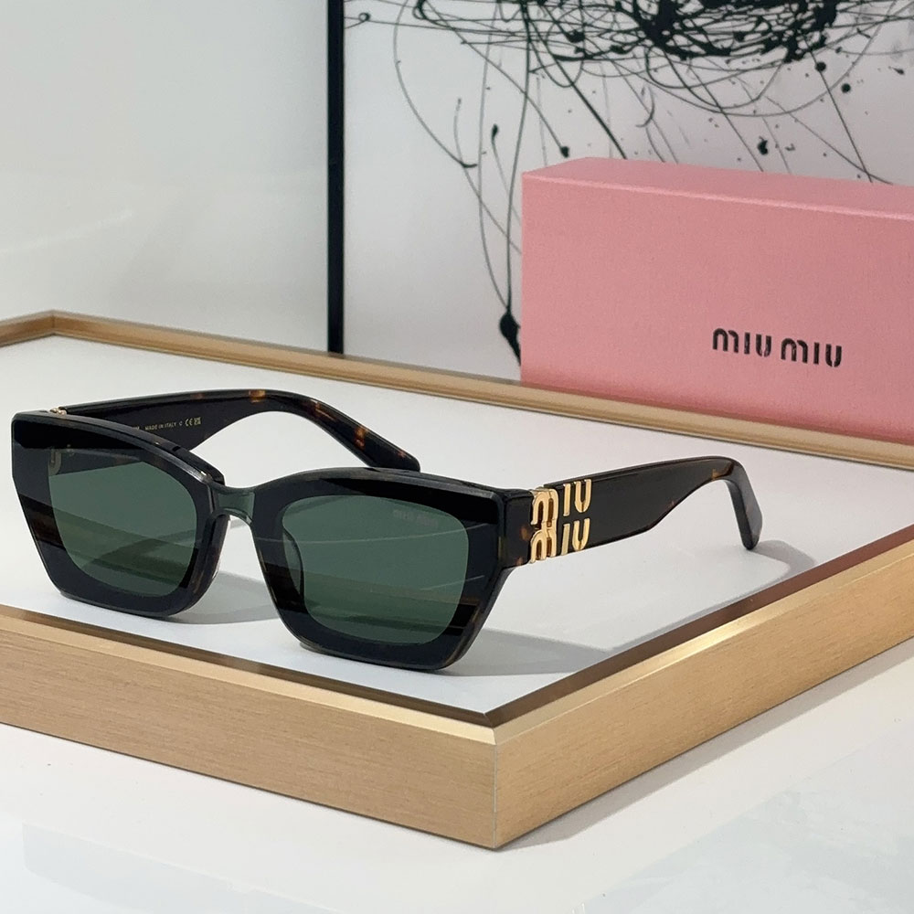 MIU MIU  The Hollow Logo of the Mirror leg Sunglasses