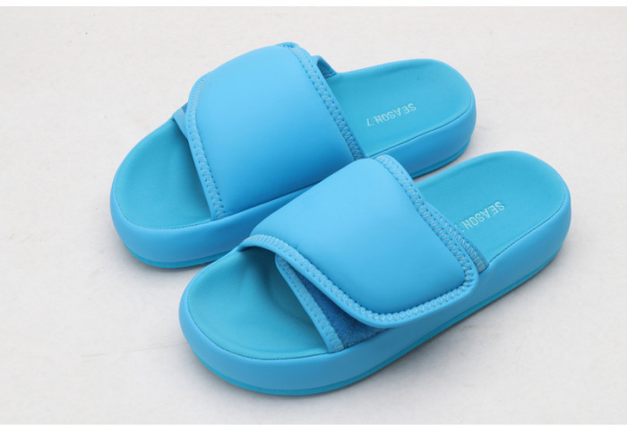 Yeezys Slide 7