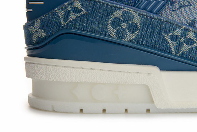 Louis Vuitton Sneakers