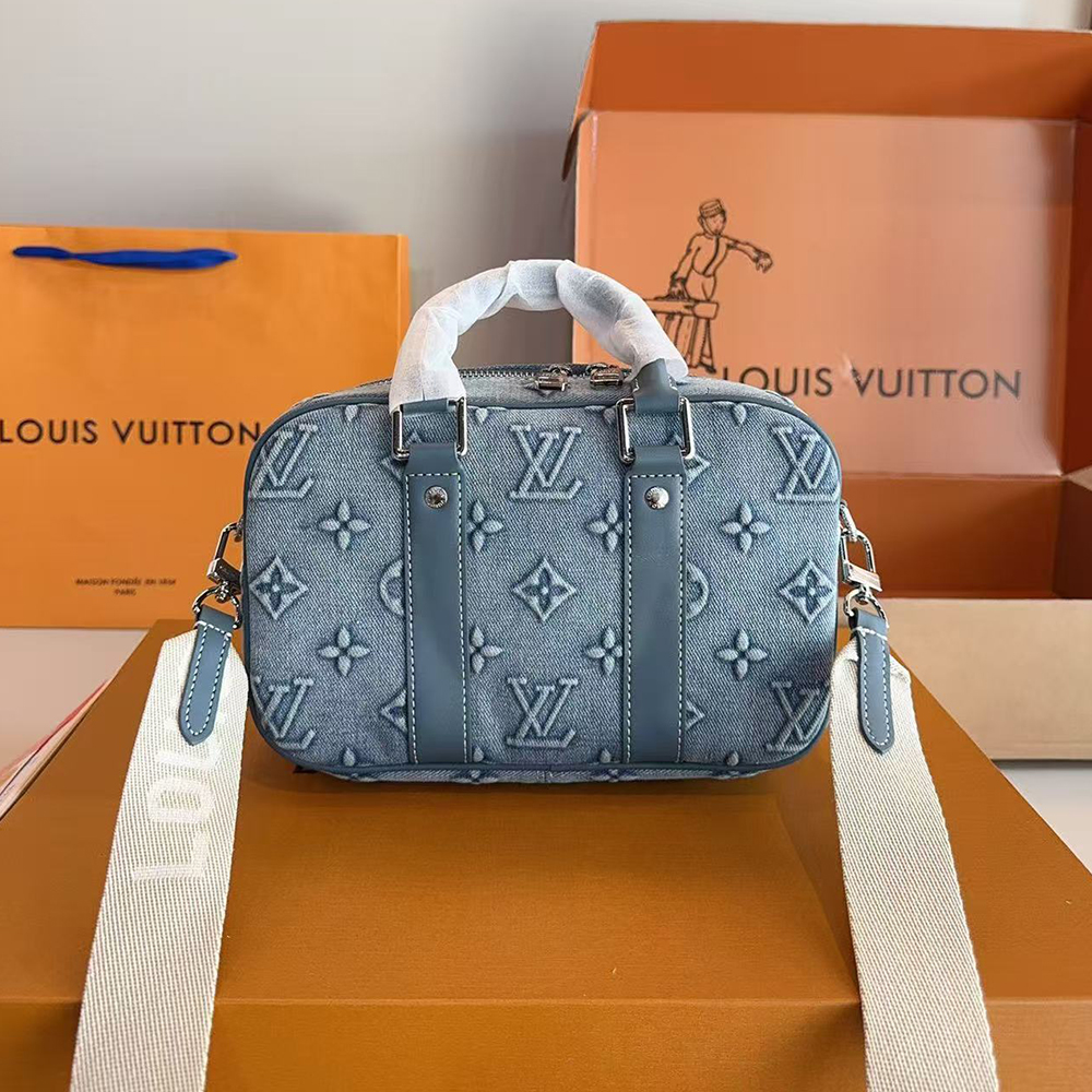 Louis Vuitton LV Crossbody Bag