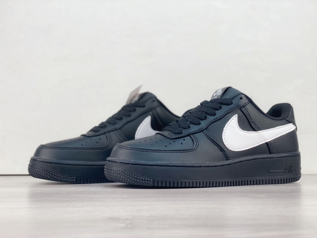 Nike Air Force 1  Black White