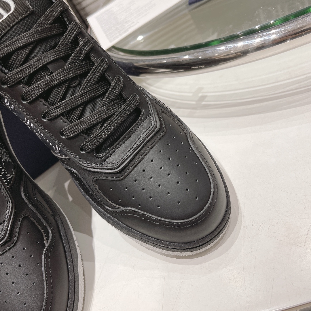 Dior B27 Sneakers