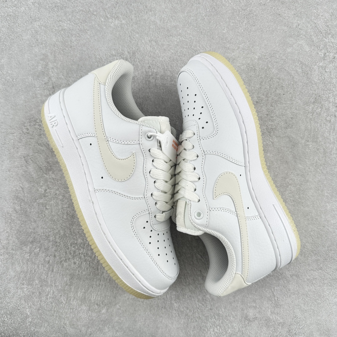 Nike Air Force 1  White Biege