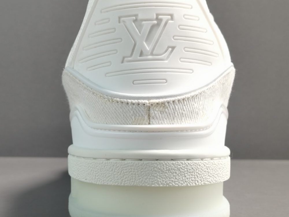 Louis Vuitton Trainer Sneaker White