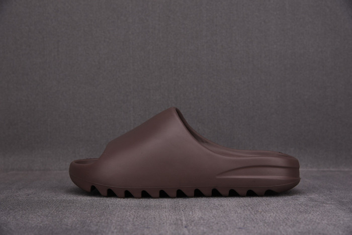 Yeezys Slide Soot G55495