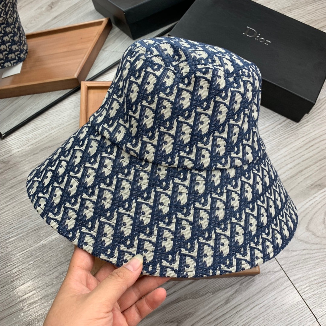 Dior Simple And Generous Fisherman Hat Sunhat