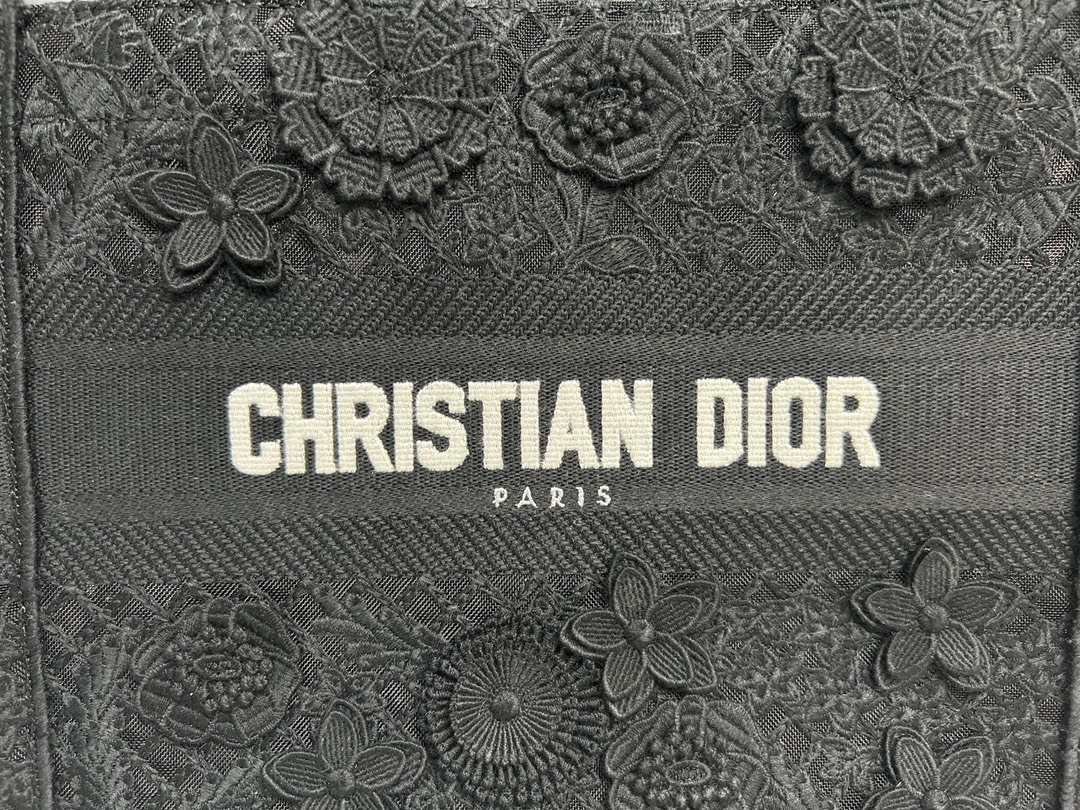 Dior Book Tote Small D-Lace Macrame M1286ZEAX_M911