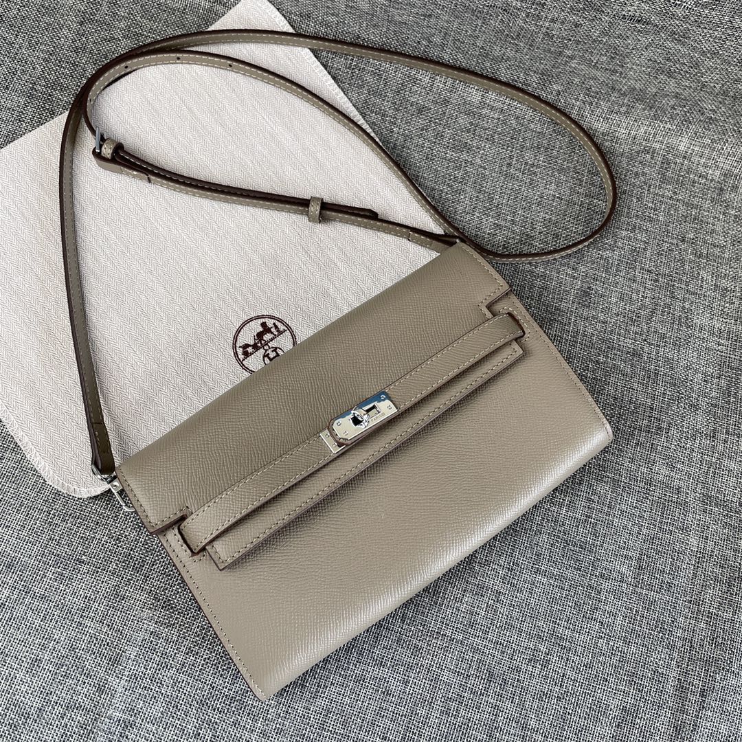 Hermes Kelly Chain Purse Bag