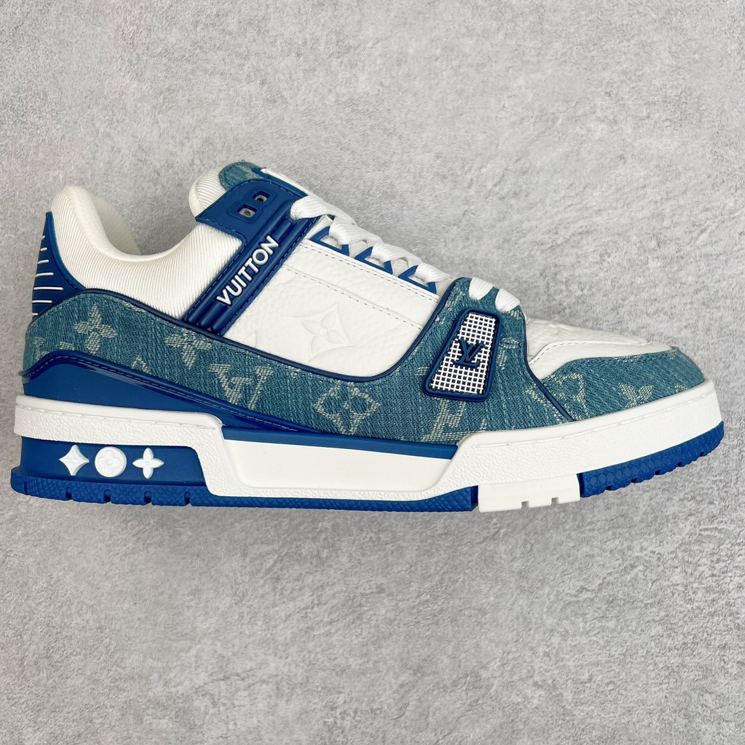 Louis Vuitton Sneakers blue