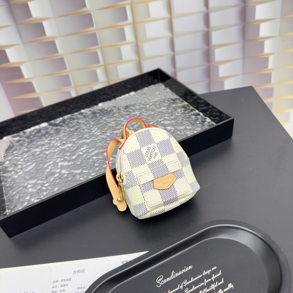 Louis Vuitton LV Keychain