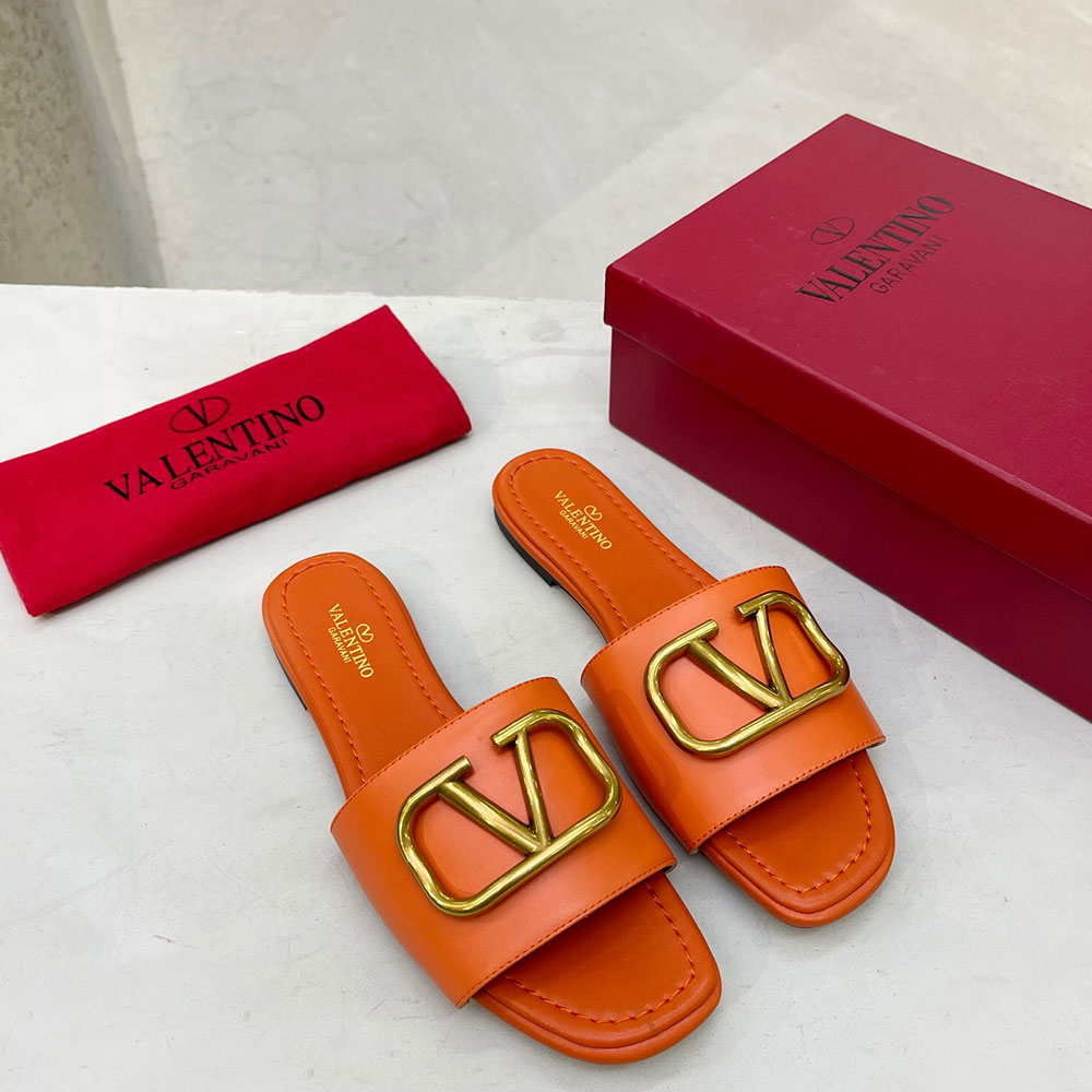 Valentino Leather Casual Fashion Flip-Flops Slide Sandal