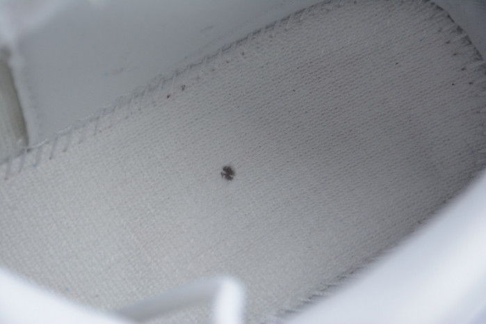 AIR Jordan 11 White Metallic Silver Vast Grey AR0715-100