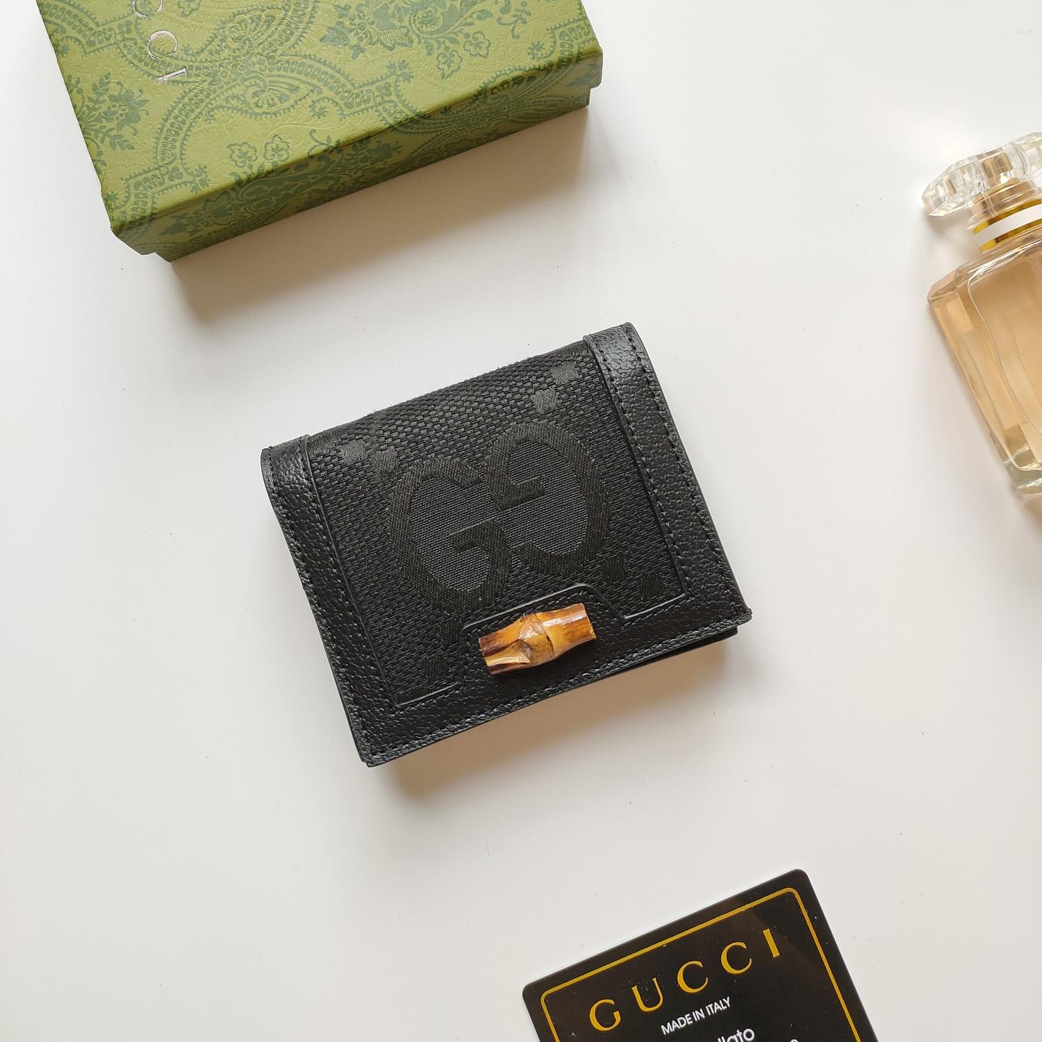 Gucci Unisex GG Diana Wallet