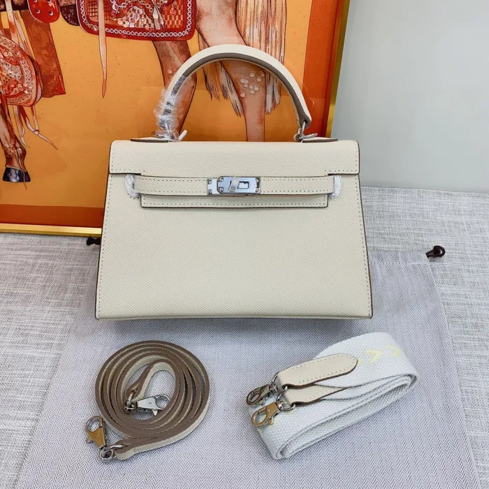 Hermès Kelly22 Silver Buckle Epsom Tote