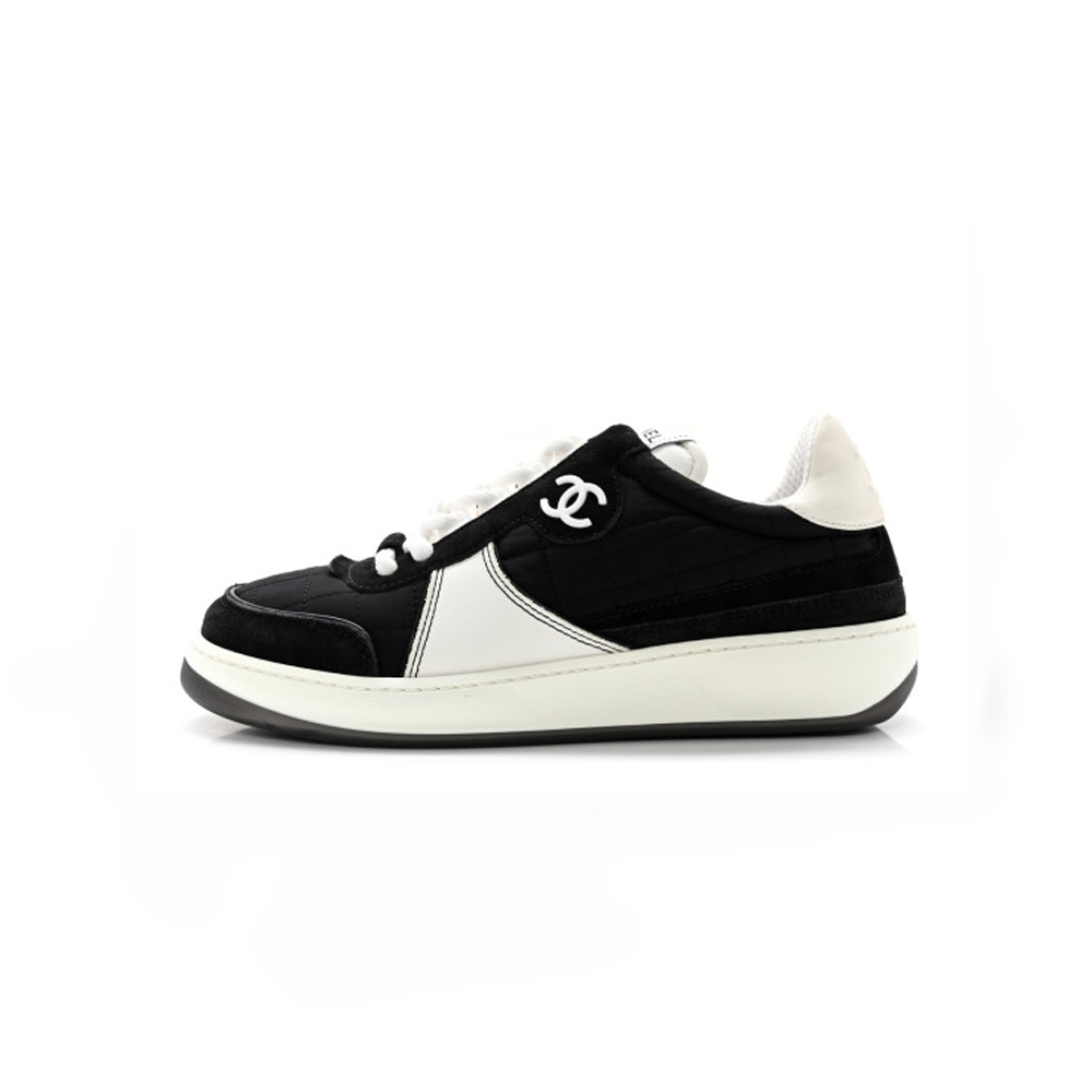 CHANEL Calfskin Suede Crystal Womens CC Sneakers