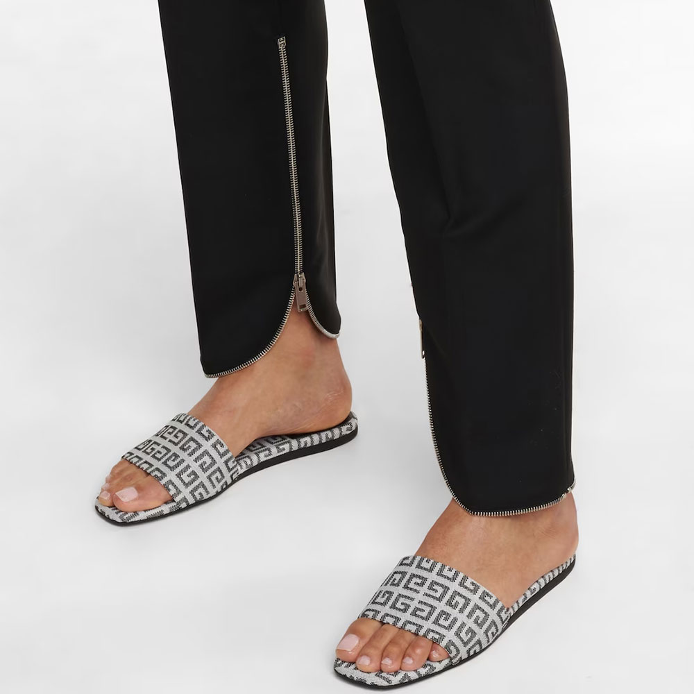 Givenchy Comfortable Flat Flip-flops Slide Sandal