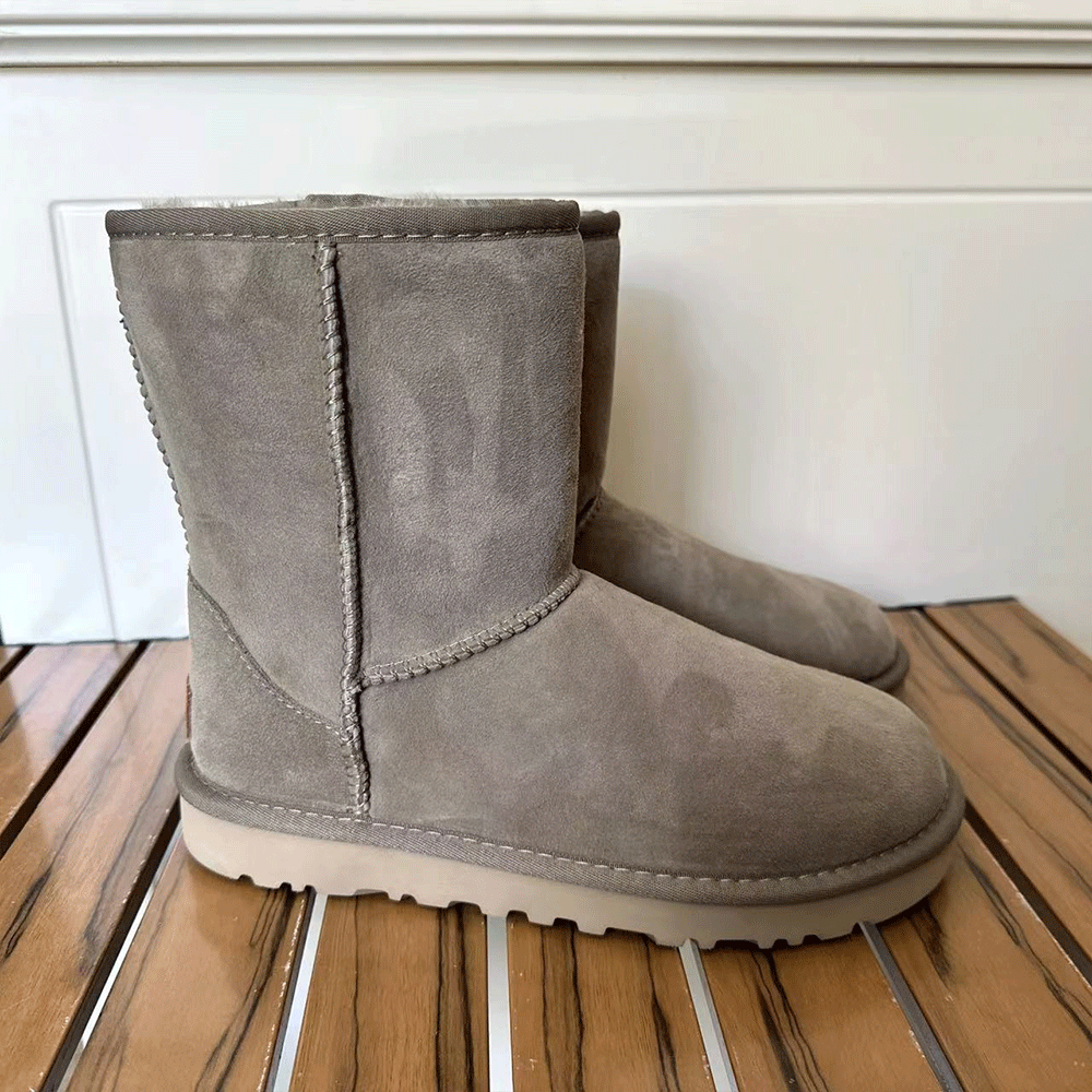 UGG Fall/Winter Classic Short Boots