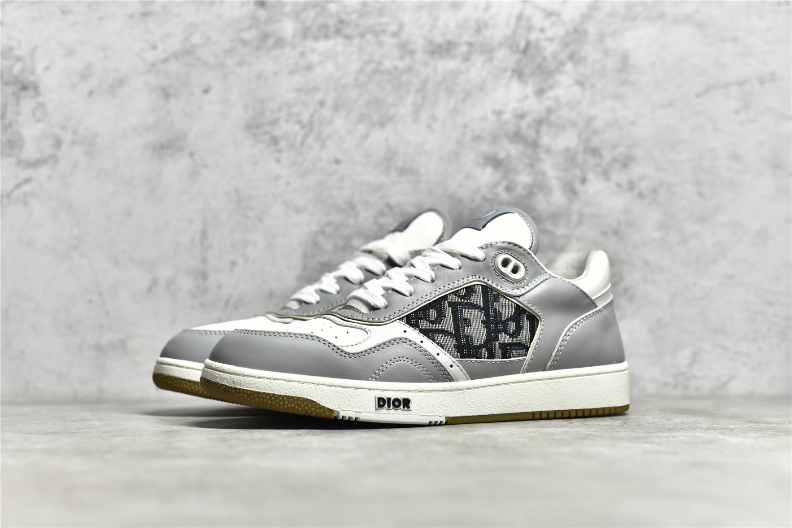 Dior B27 Sneakers Low-Top Gray